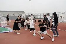 熊猫体育app-门兴格拉德巴赫训练开放日；冲刺阶段战术微调引欢呼；CBA常规赛在即；球队文化再被提及