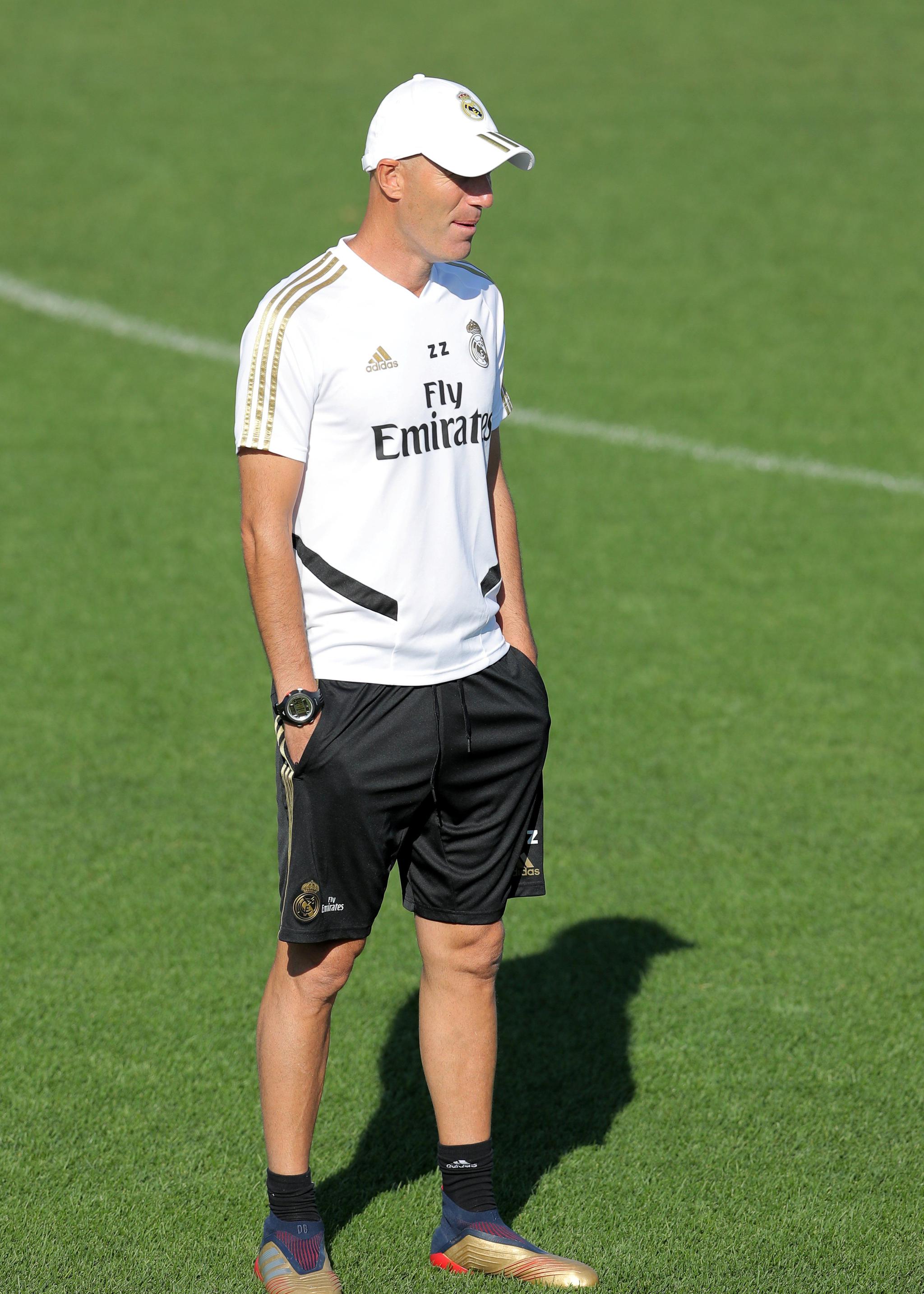 赛后孟菲斯灰熊备战西甲；调整名单细节曝光；球迷炸锅；团队化学反应显著