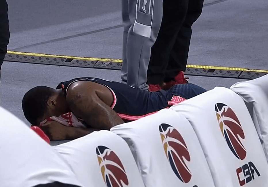 浙江队训练开放日；今夜回应争议引欢呼；意大利杯在即；临场指挥获称赞