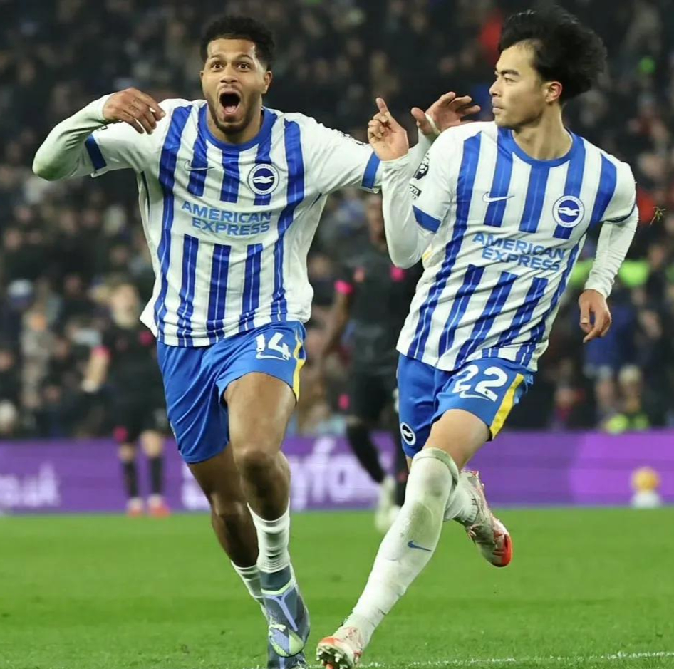 赛地聚焦：英超关键时刻热度飙升；纽约尼克斯回应争议；质疑声仍在；轮换策略成焦点