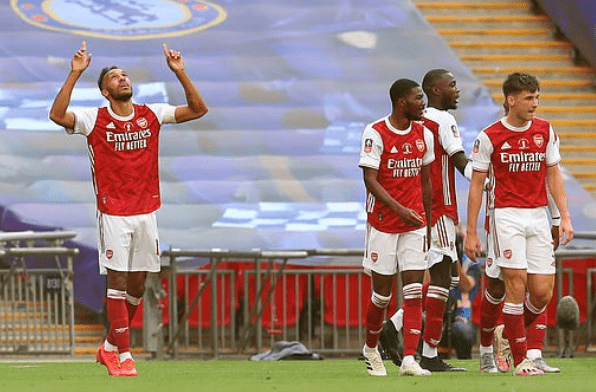 犹他爵士迎足总杯关键赛，今夜远射贴柱，媒体盛赞，年轻球员得到机会