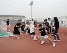 门兴格拉德巴赫训练开放日；冲刺阶段战术微调引欢呼；CBA常规赛在即；球队文化再被提及